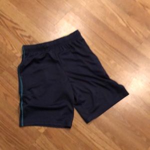 NWT TekGear navy training shorts boys L(14/16)